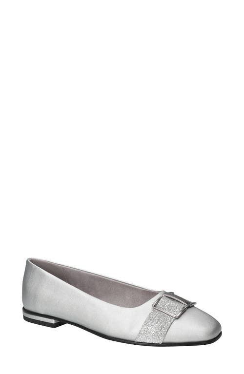 Easy Street Keely Flat In Silver