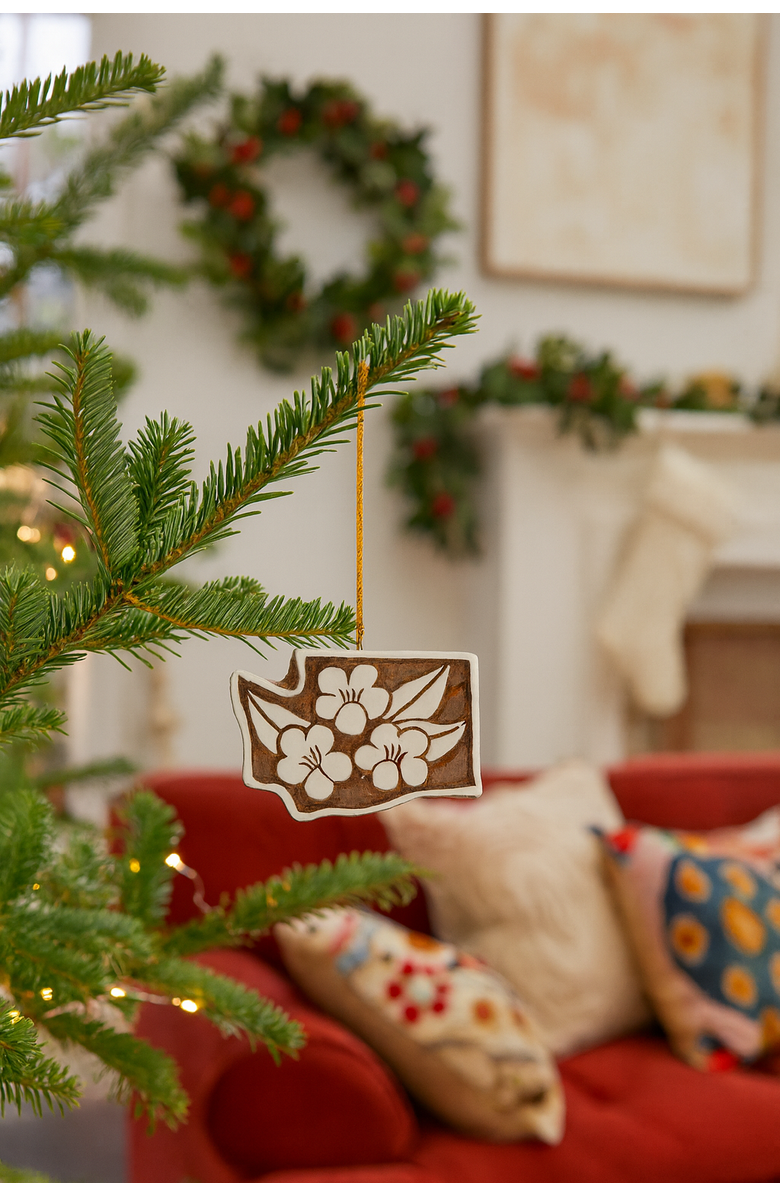 Matr Boomie Washington State Rhododendron Ornament, Alternate, color, Natural