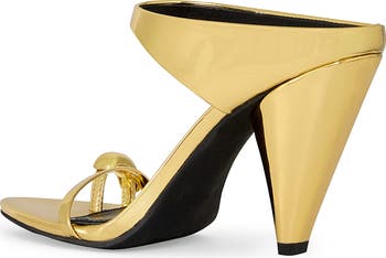 Toe Loop Sandal