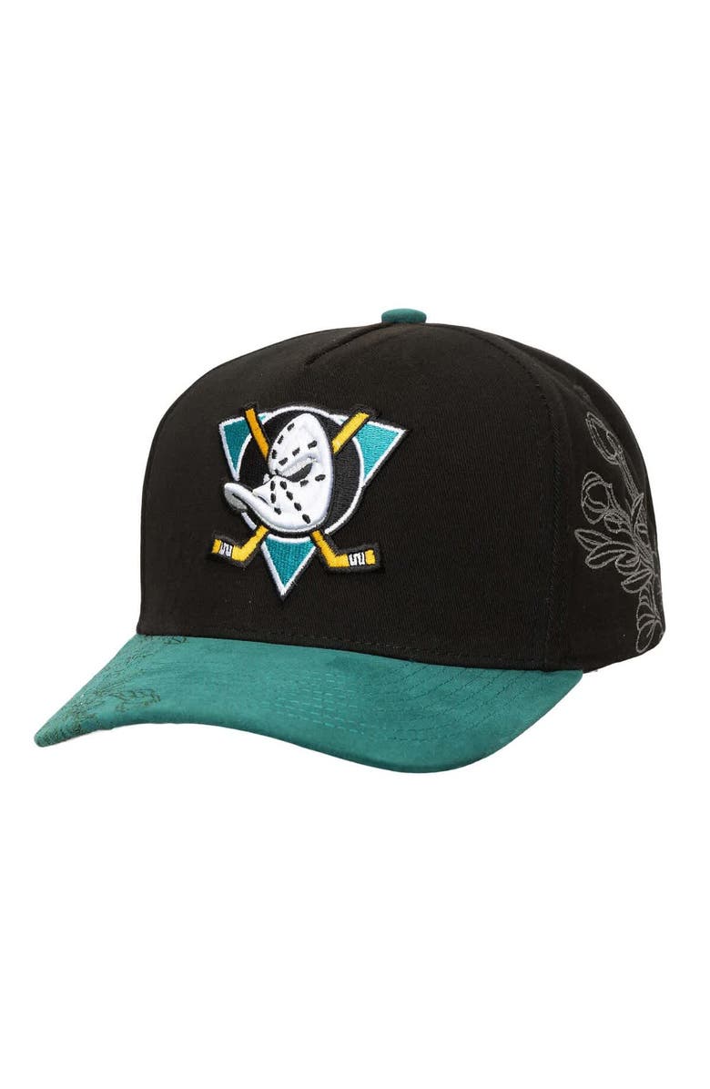 Mitchell & Ness Men's Mitchell & Ness Black Anaheim Ducks May Flowers Pro Crown Snapback Hat, Main, color,