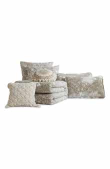 SOUTHSHORE FINE LINENS Ashanti 7-Piece Quilt Set