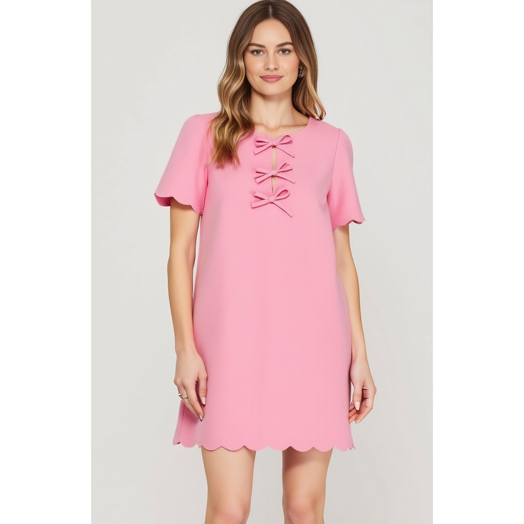 Modenaire Scallop Hem Shift Dress With Front Bow Tie Detail And Keyhole Neckline