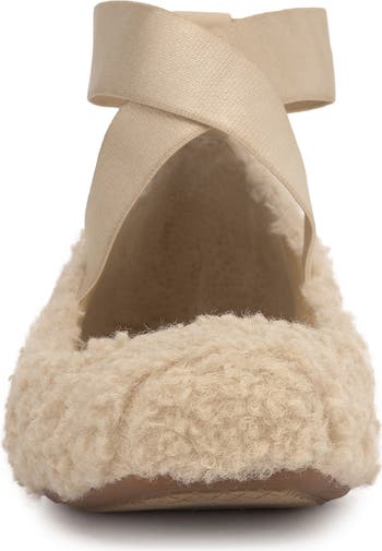 'Mandalaye' Leather Flat