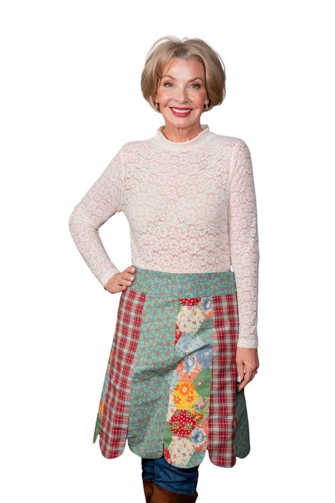 County Fair Patchwork Scallop Half Apron