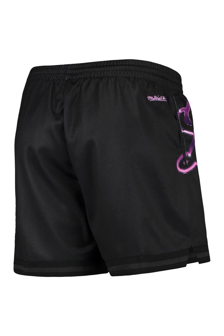 Women's Mitchell & Ness Black Los Angeles Lakers Big Face 4.0 Mesh Shorts, Alternate, color, Black