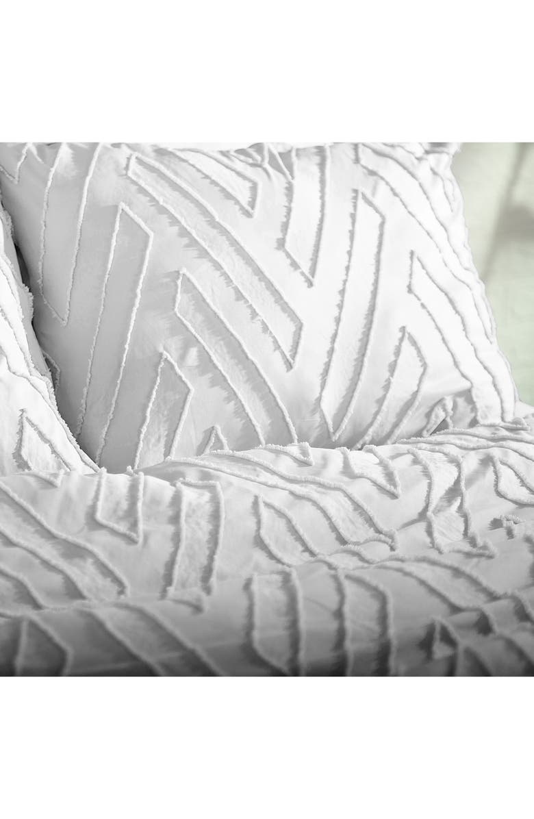 SOUTHSHORE FINE LINENS Chevron Jacquard Comforter Set, Alternate, color, Light Grey