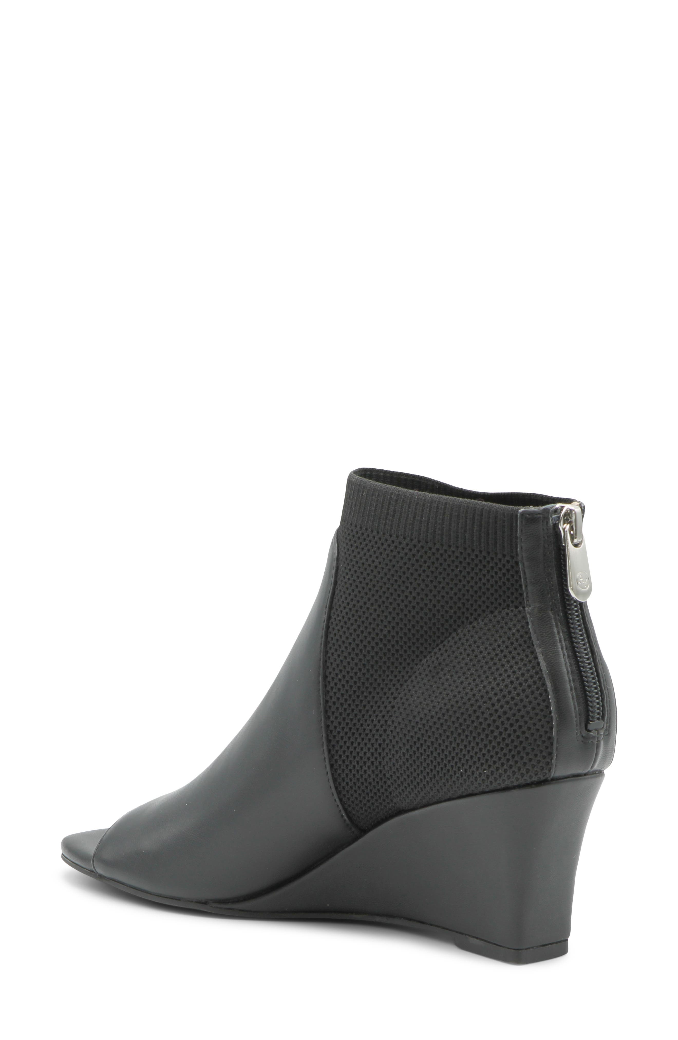 Adrienne Vittadini Aria Wedge Sandal, Alternate, color, Black-Ss