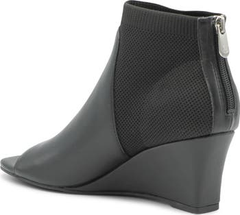 Aria Wedge Sandal