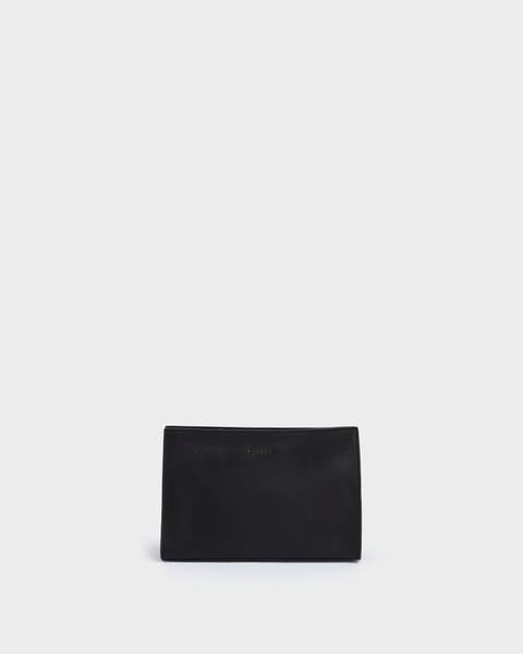 The Carter Leather Washbag