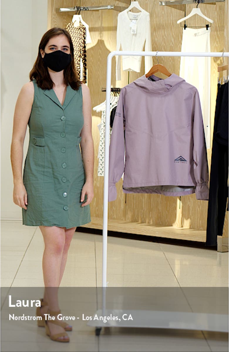 Gore-Tex<sup>®</sup> Trail Running Jacket, sales video thumbnail