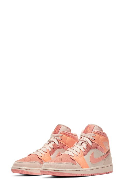 Air Jordan 1 Mid SE Sneaker (Women)