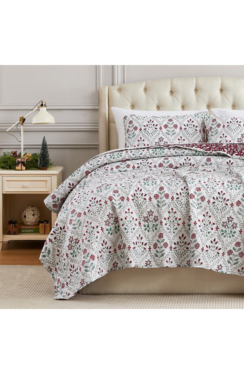 SOUTHSHORE FINE LINENS Holiday Harmony Oversize Quilt Set, Alternate, color, Holiday Harmony