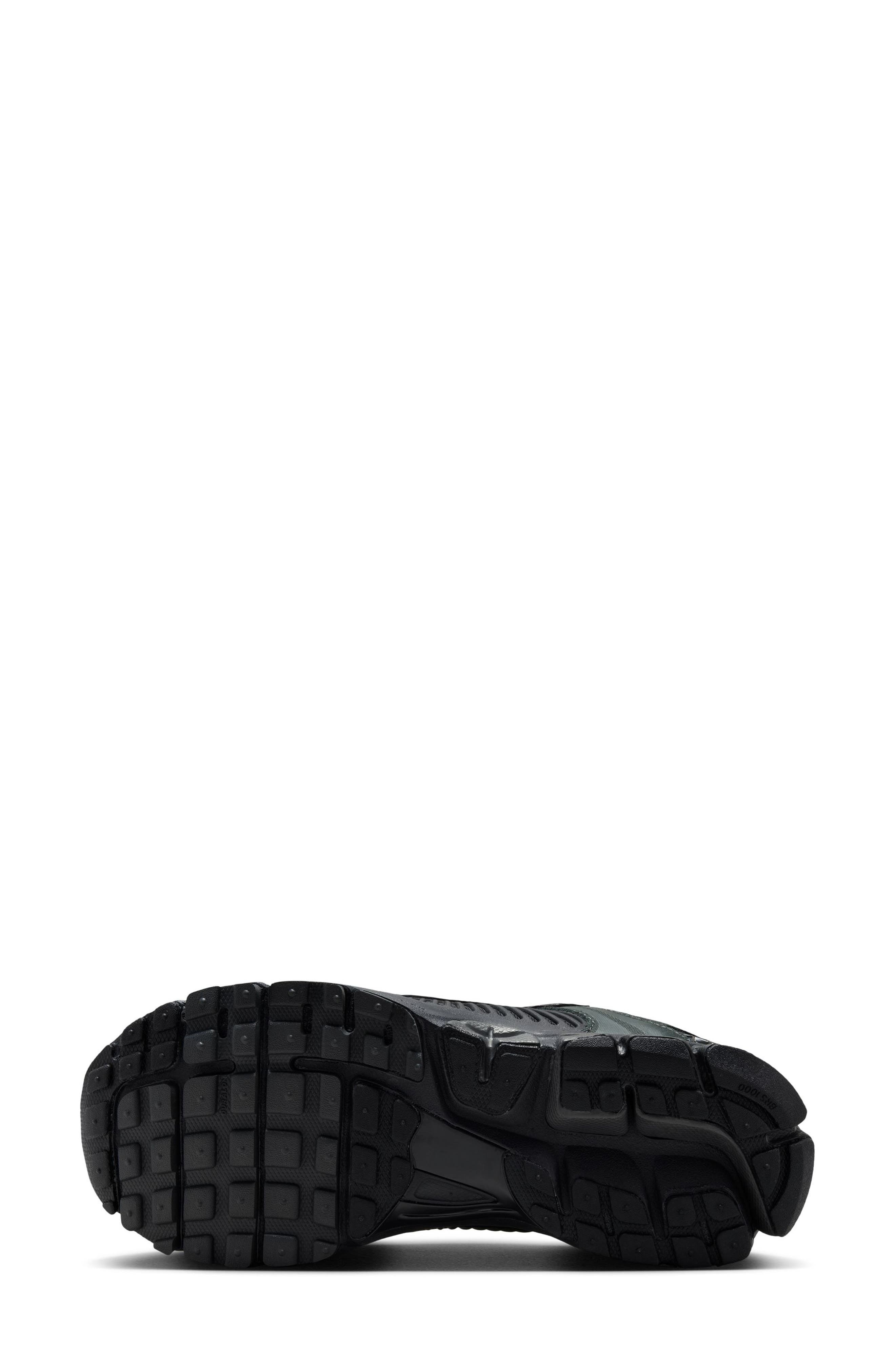 Nike Zoom Vomero 5 Sneaker, Alternate, color, 