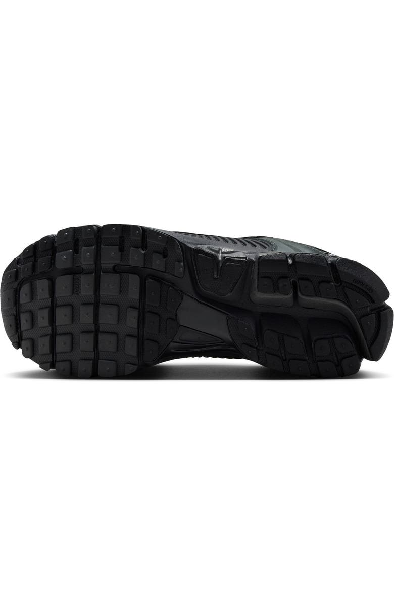 Nike Zoom Vomero 5 Sneaker, Alternate, color,