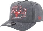 New Era Men's New Era  Charcoal Chicago Bulls Throwback Washed Pre-Curved 9FIFTY Snapback Hat