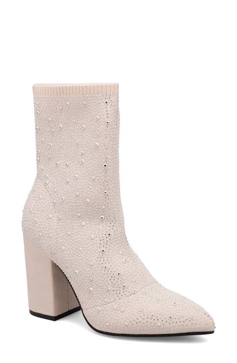 Magdalena Pointed Toe Bootie (Women)