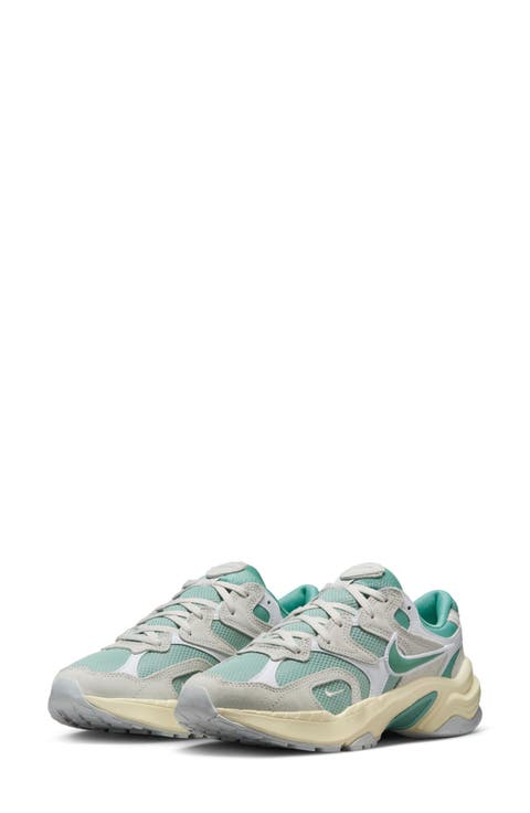AL8 Sneaker (Women)