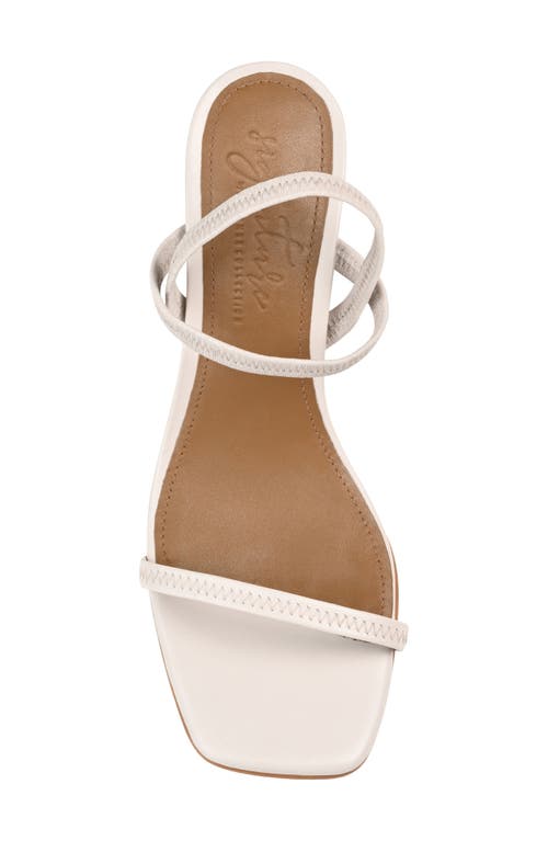 Journee Signature Lenonn Sandal In Off White