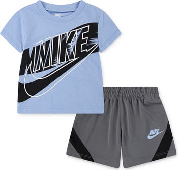 On The Move T-Shirt & Shorts Set