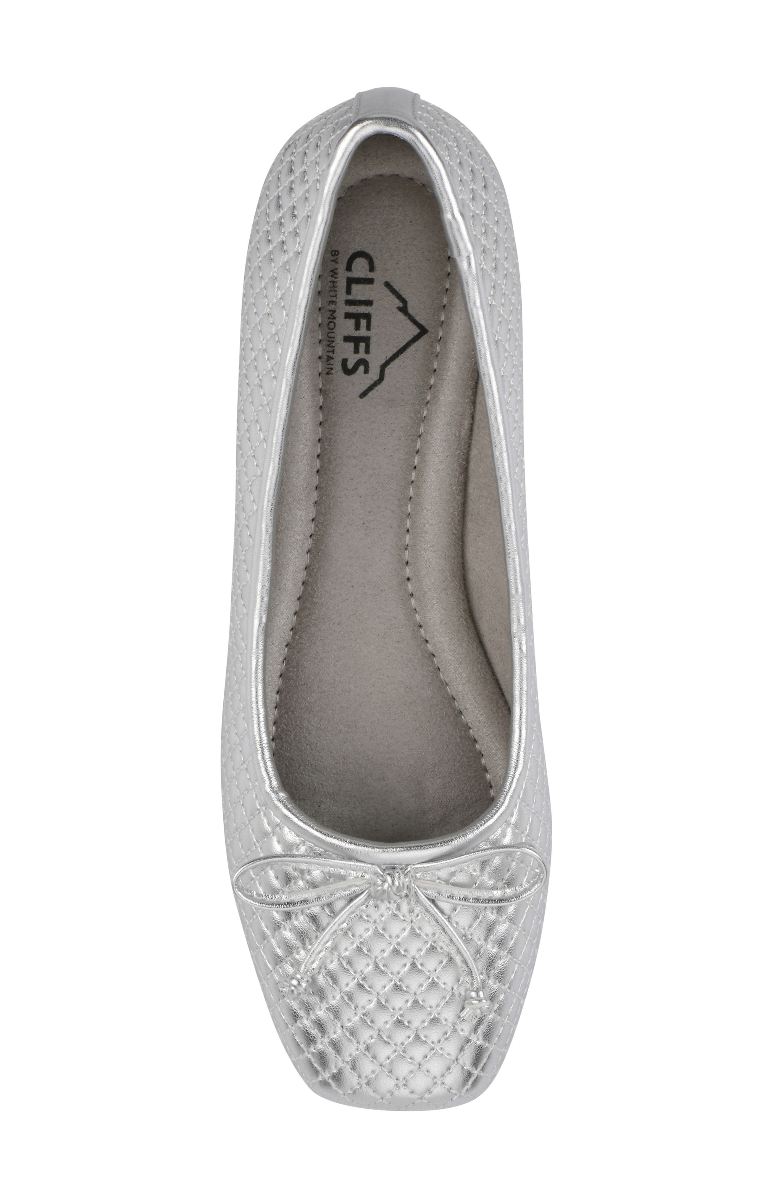 CLIFFS BY WHITE MOUNTAIN Bessy Ballet Flat, Alternate, color, Silver/ Metallic/ Smooth