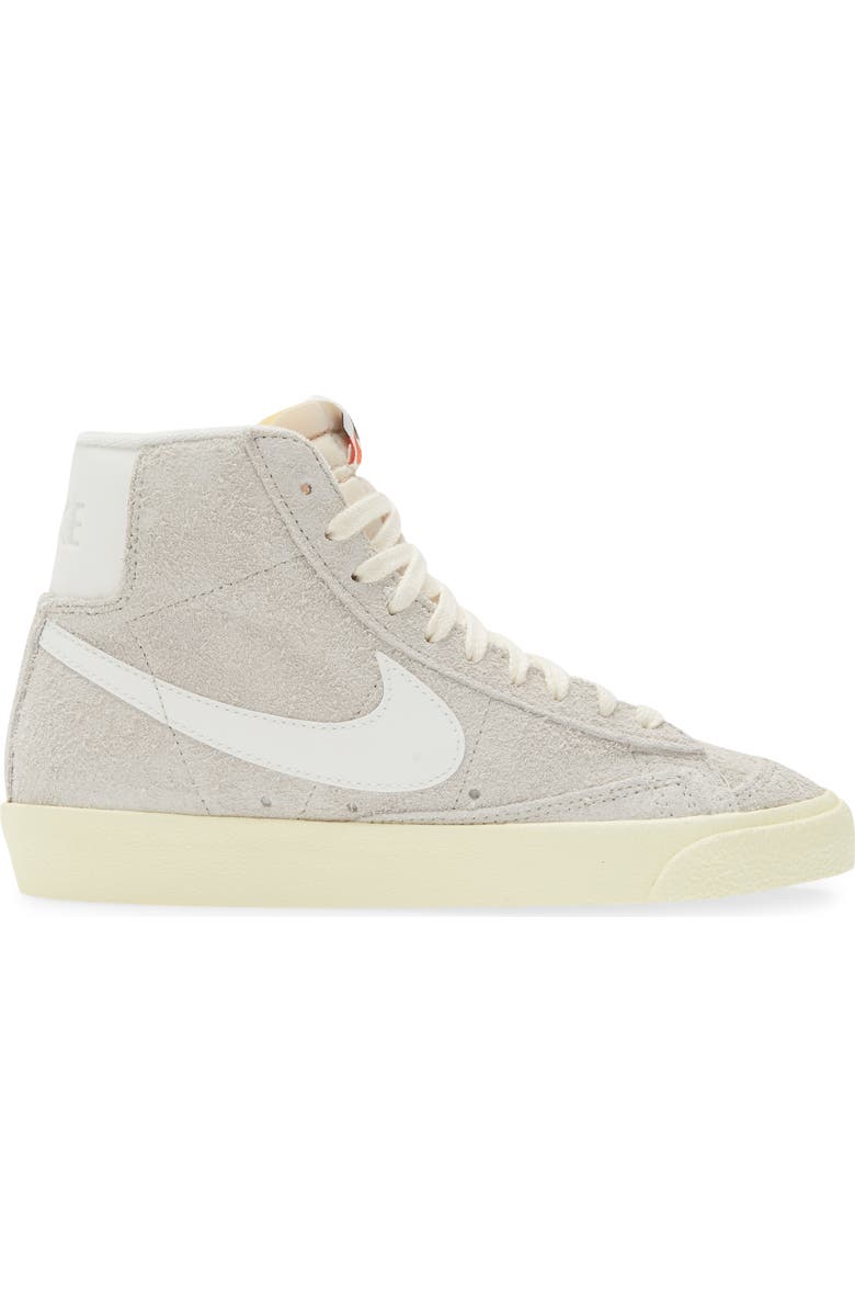 Nike Blazer Mid '77 Vintage Sneaker, Alternate, color,