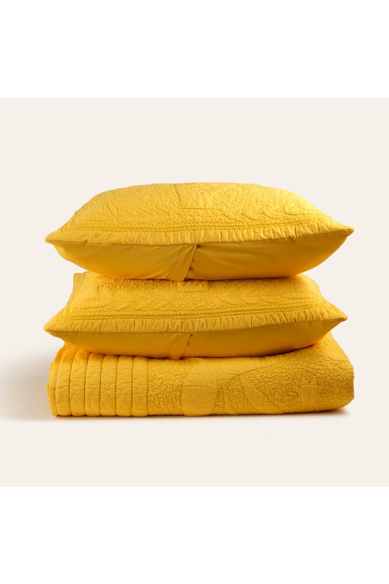 Uttar Quilted 300 Tc King 102.5" x 110" Heritage Style, Alternate, color, Yellow