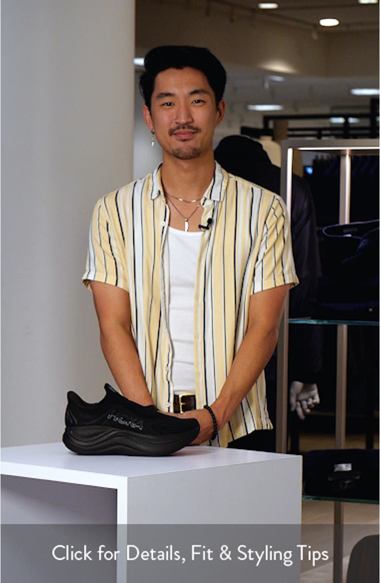 Skyward Laceless Recovery Sneaker, sales video thumbnail