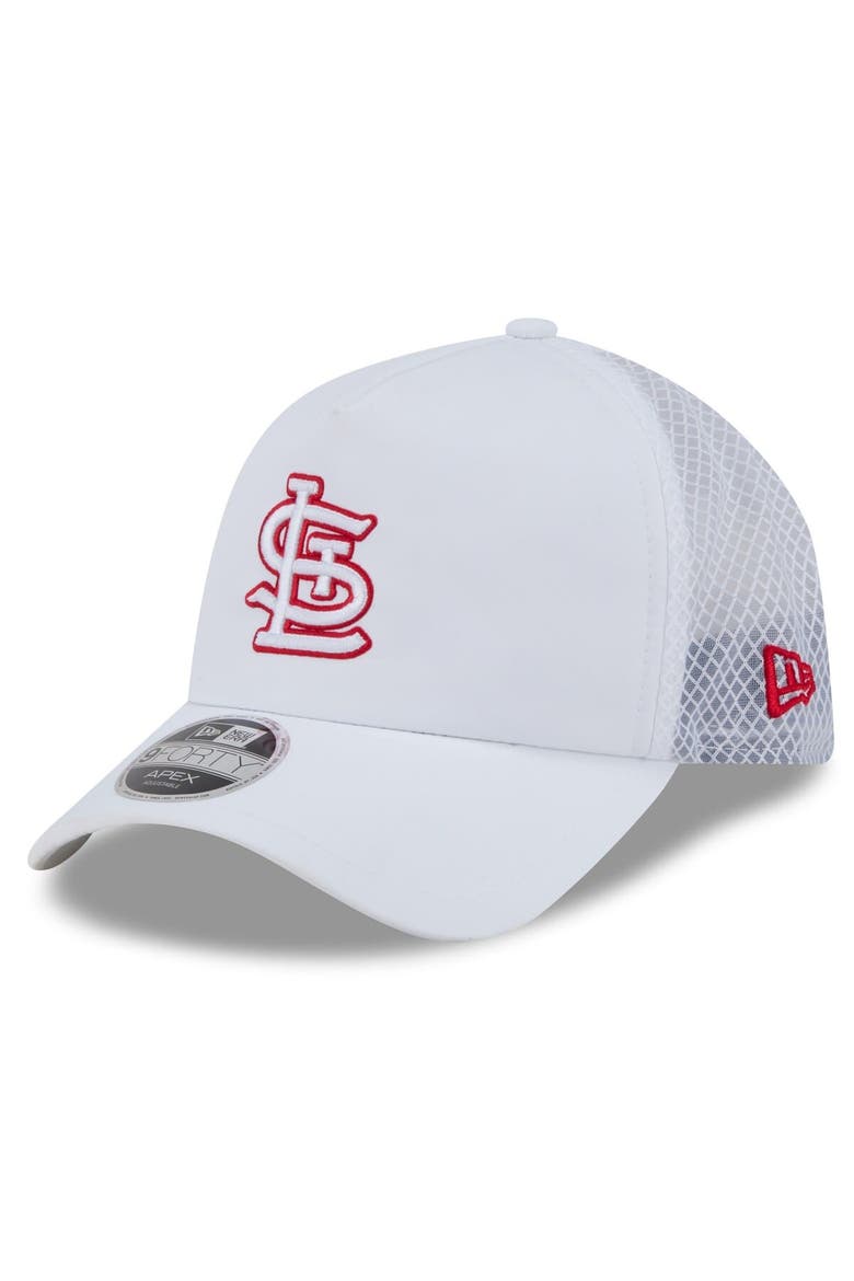Men's New Era White St. Louis Cardinals 2026 Batting Practice Apex 9FORTY Adjustable Trucker Hat, Main, color, White