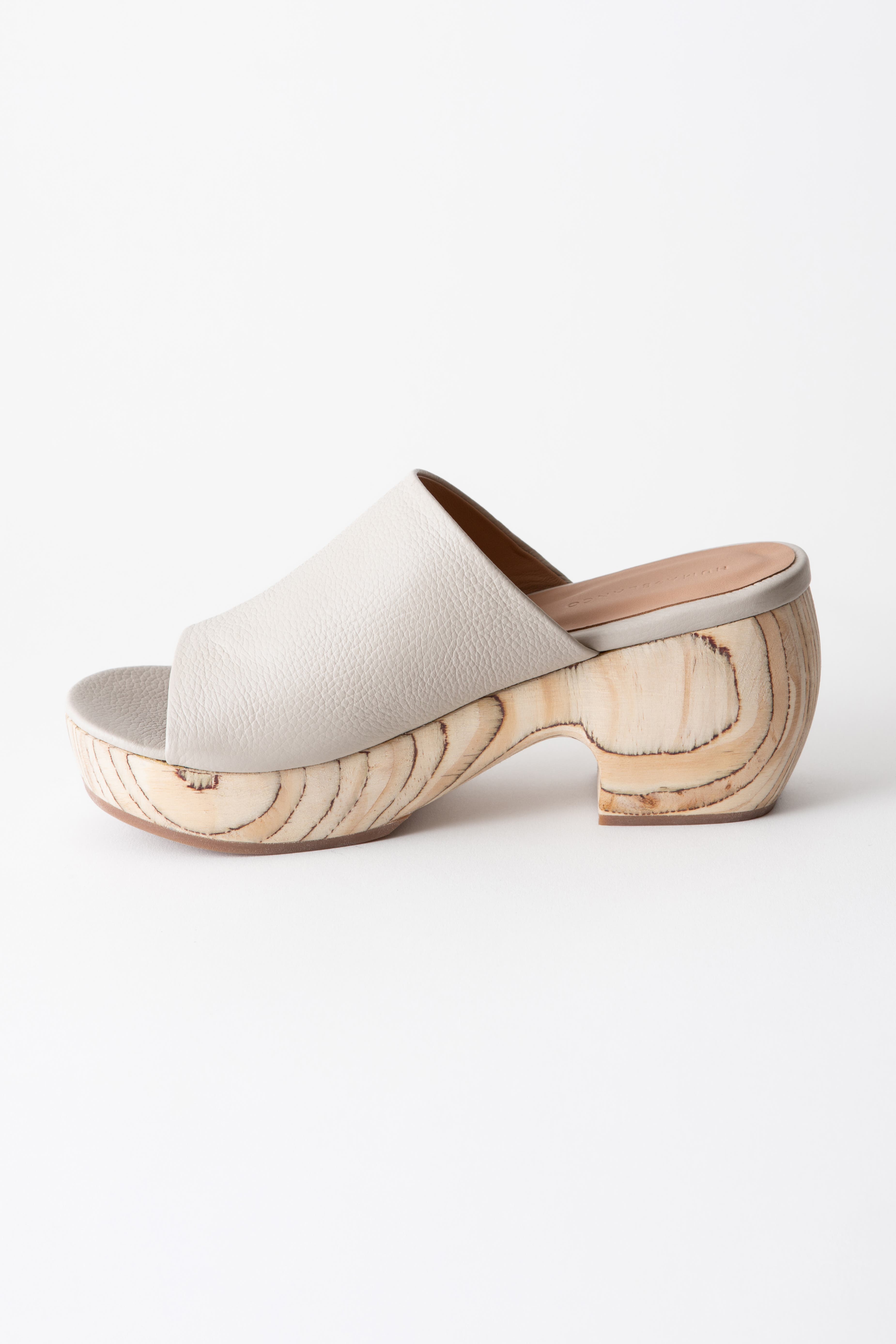 Huma Blanco Katlyn Platform Clog, Alternate, color, Pebbled Cream