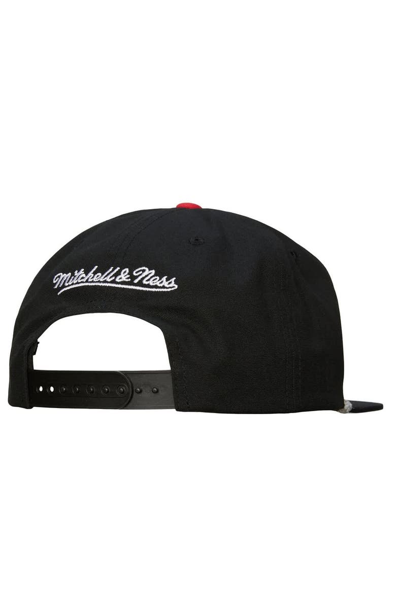 Mitchell & Ness Men's Mitchell & Ness Black Philadelphia 76ers Ascend Deadstock Snapback Hat, Alternate, color, Black