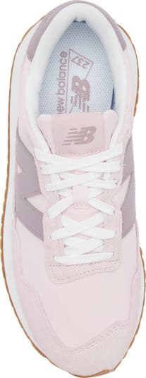 237 Sneaker