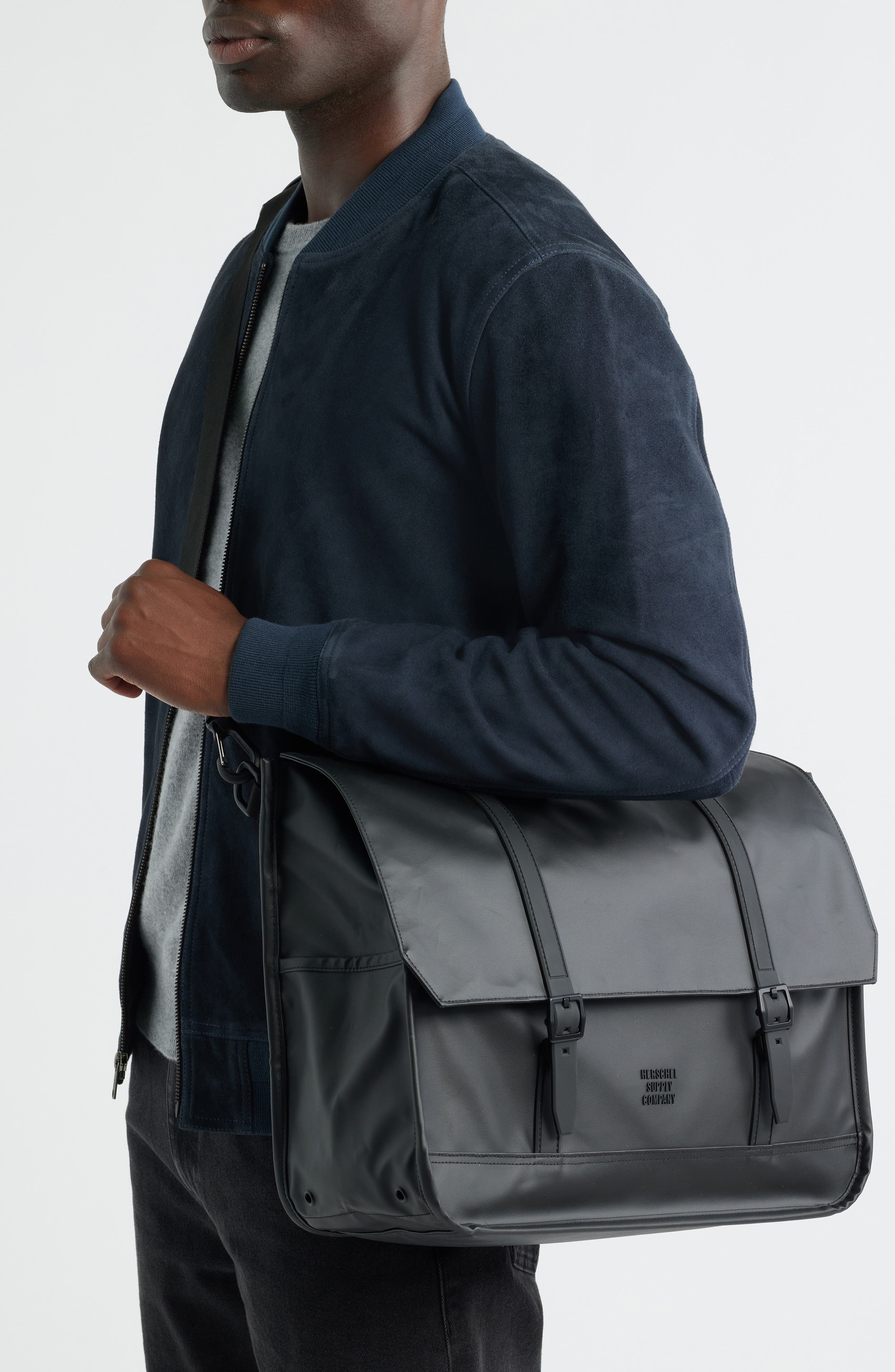 Herschel Supply Co. Survey Convertible Messenger Bag, Alternate, color, Black