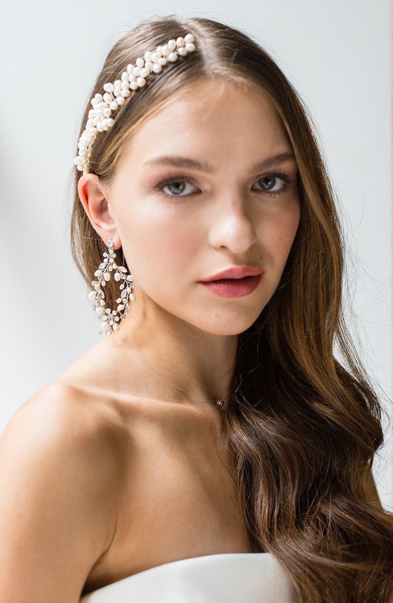 Brides & Hairpins Taja Halo Hair Comb, Alternate, color, Silver