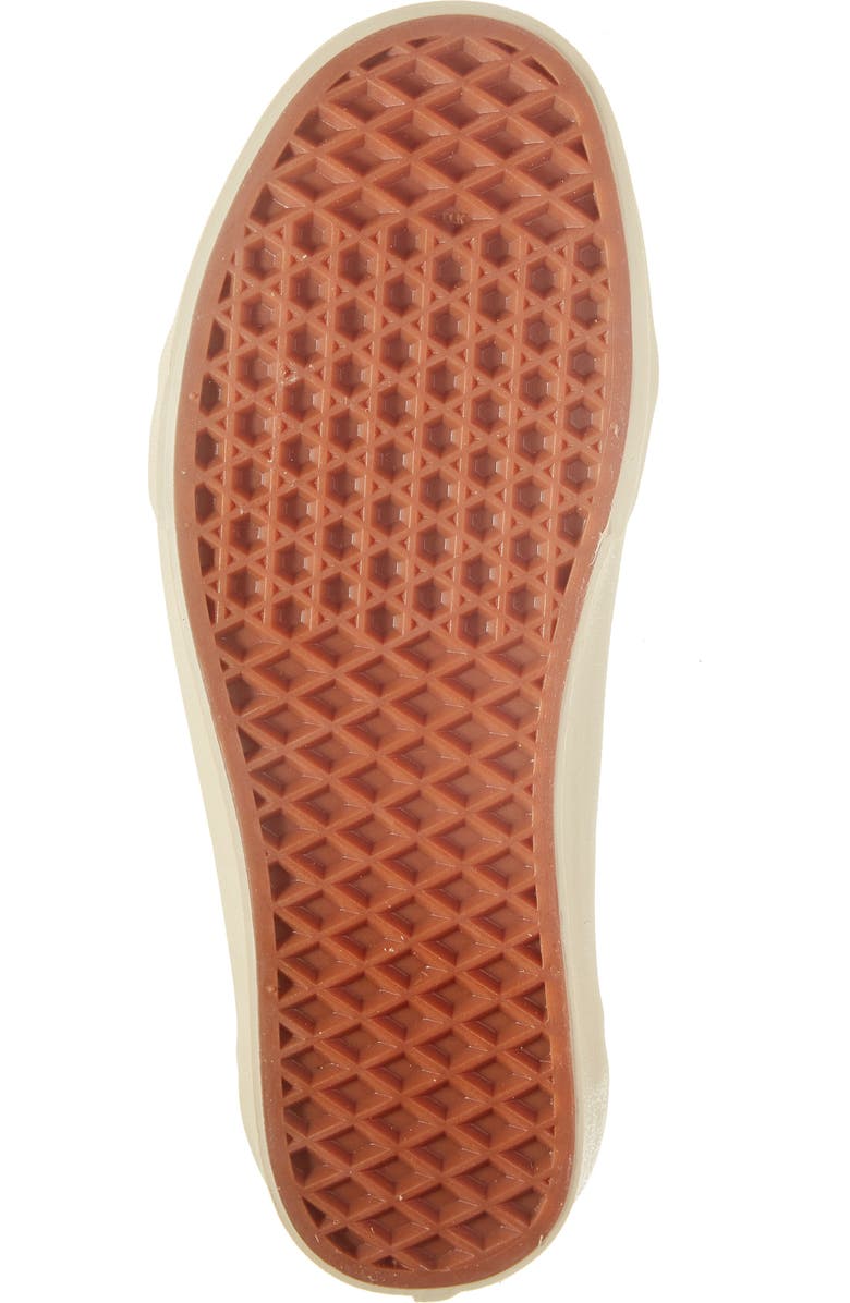 Vans Old Skool Sneaker, Alternate, color,