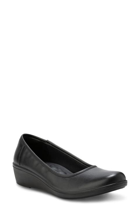 Belinda Wedge Pump (Women)