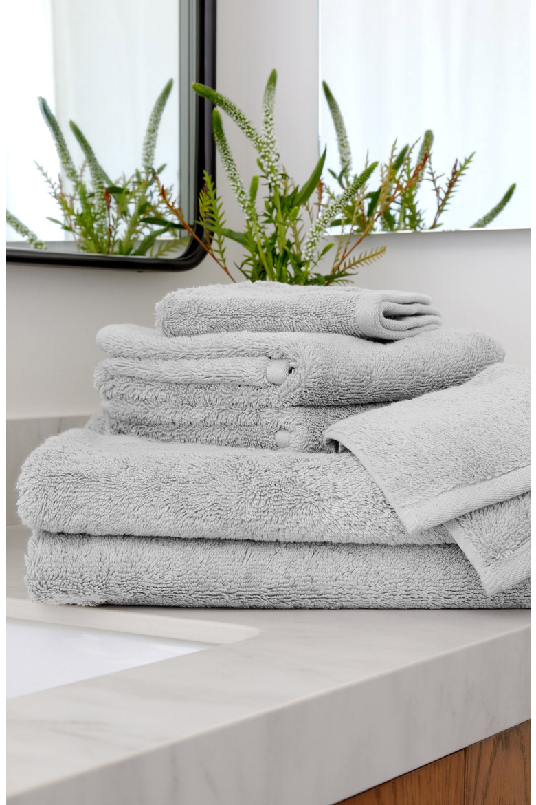 Serene Ultraplush Collection Bath Essentials- 2 Bath Towels and 2 Hand Towels, Alternate, color, Light Gray
