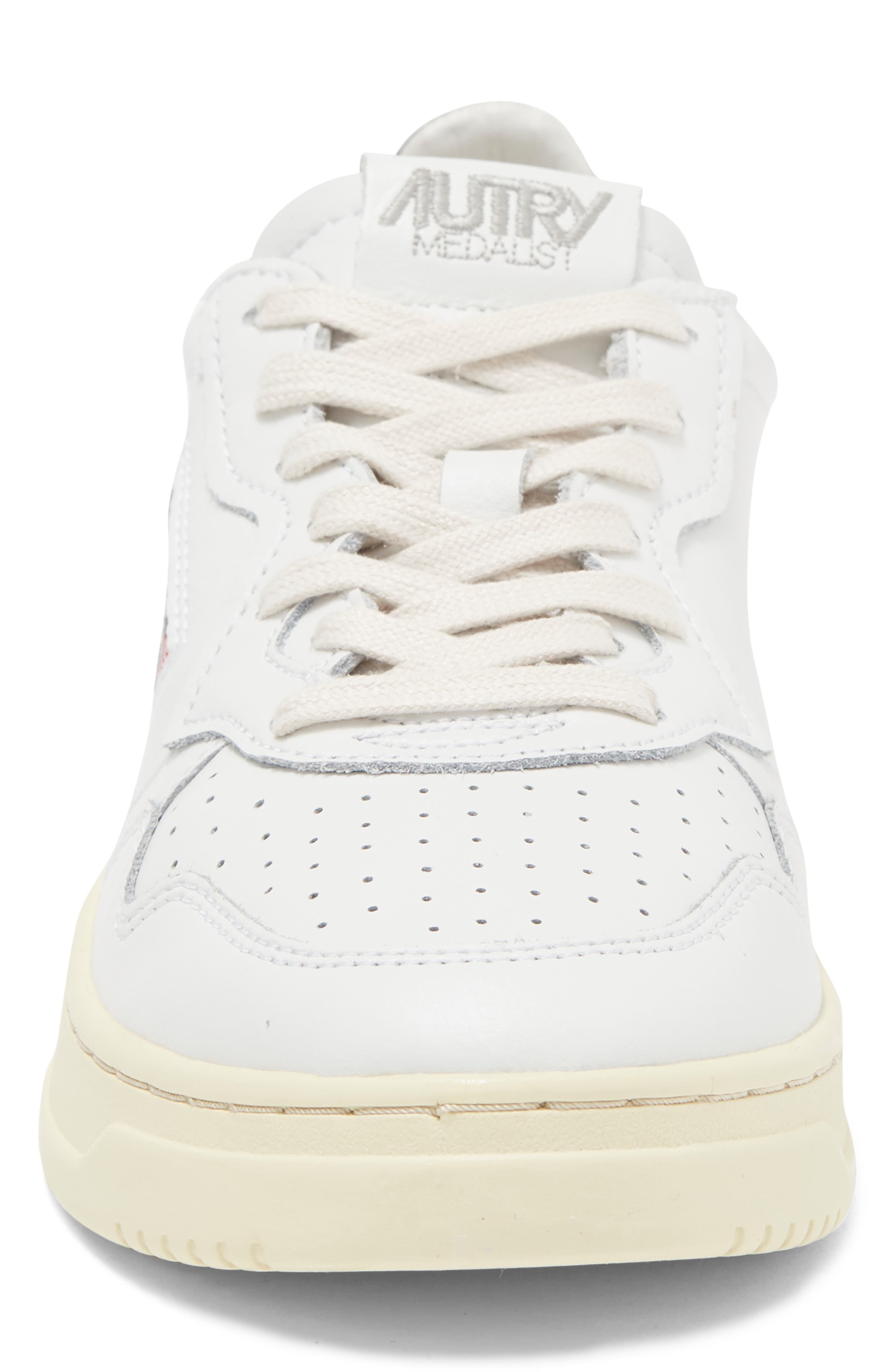 AUTRY Medalist Low Sneaker, Alternate, color, 
