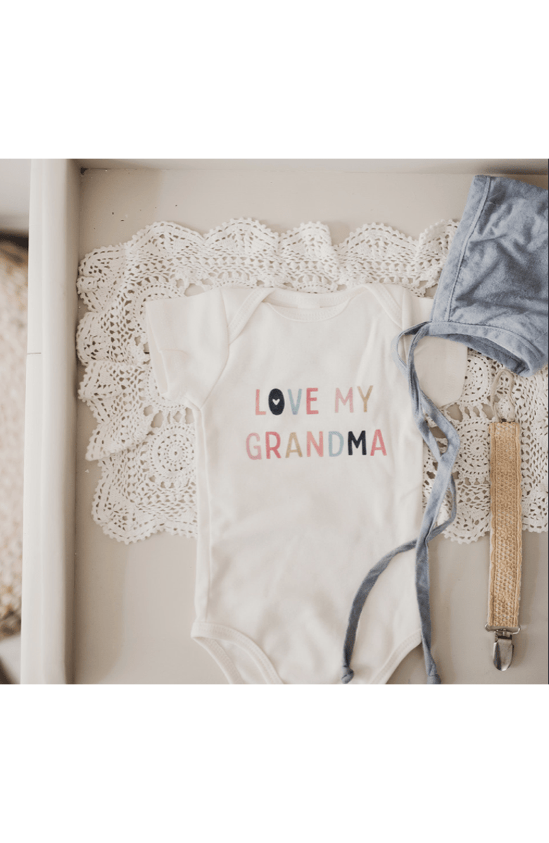 Finn + Emma Organic Baby Graphic Bodysuit | Love Grandma, Alternate, color, Off White
