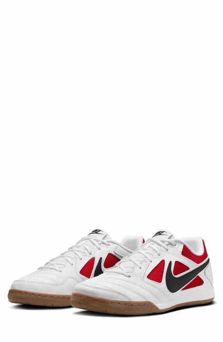 Nike Gato Soccer Sneaker