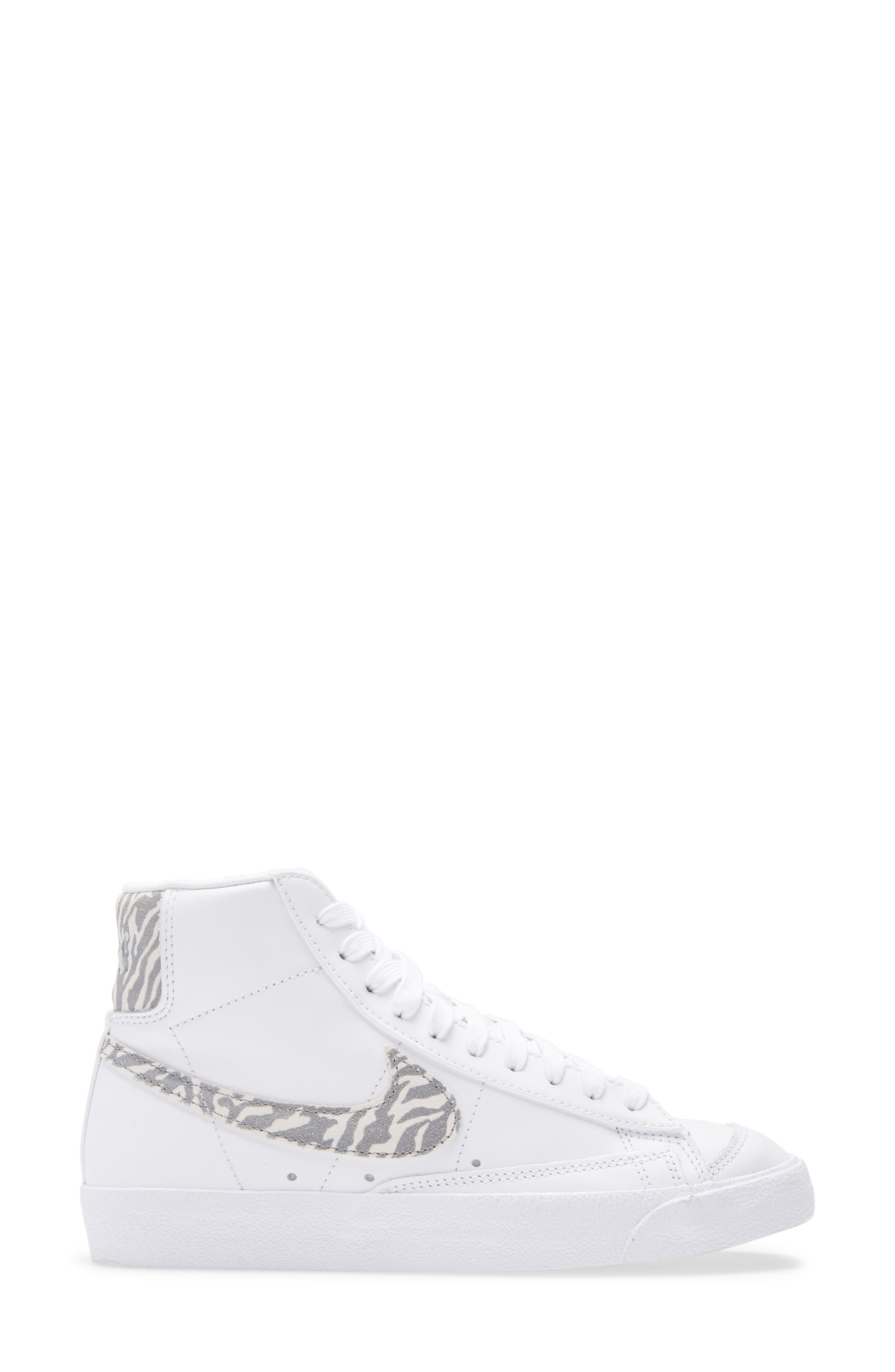 Blazer Mid '77 SE High Top Sneaker, Alternate, color, WHITE/ SUMMIT WHITE/ GREY