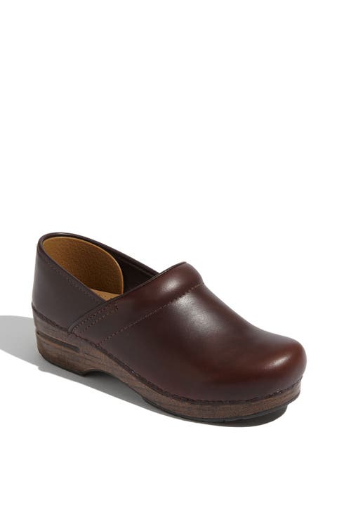 'Professional' Oiled Leather Clog