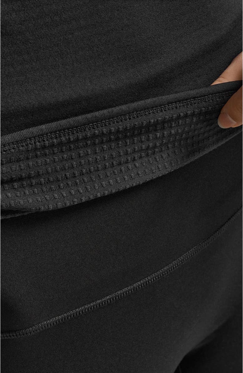 2XU Women's Ignition Grid Base Layer, Alternate, color, Black/Silver Reflective