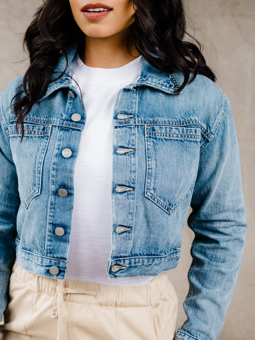 Able Madelin Cropped Jacket In Light Indigo Wash