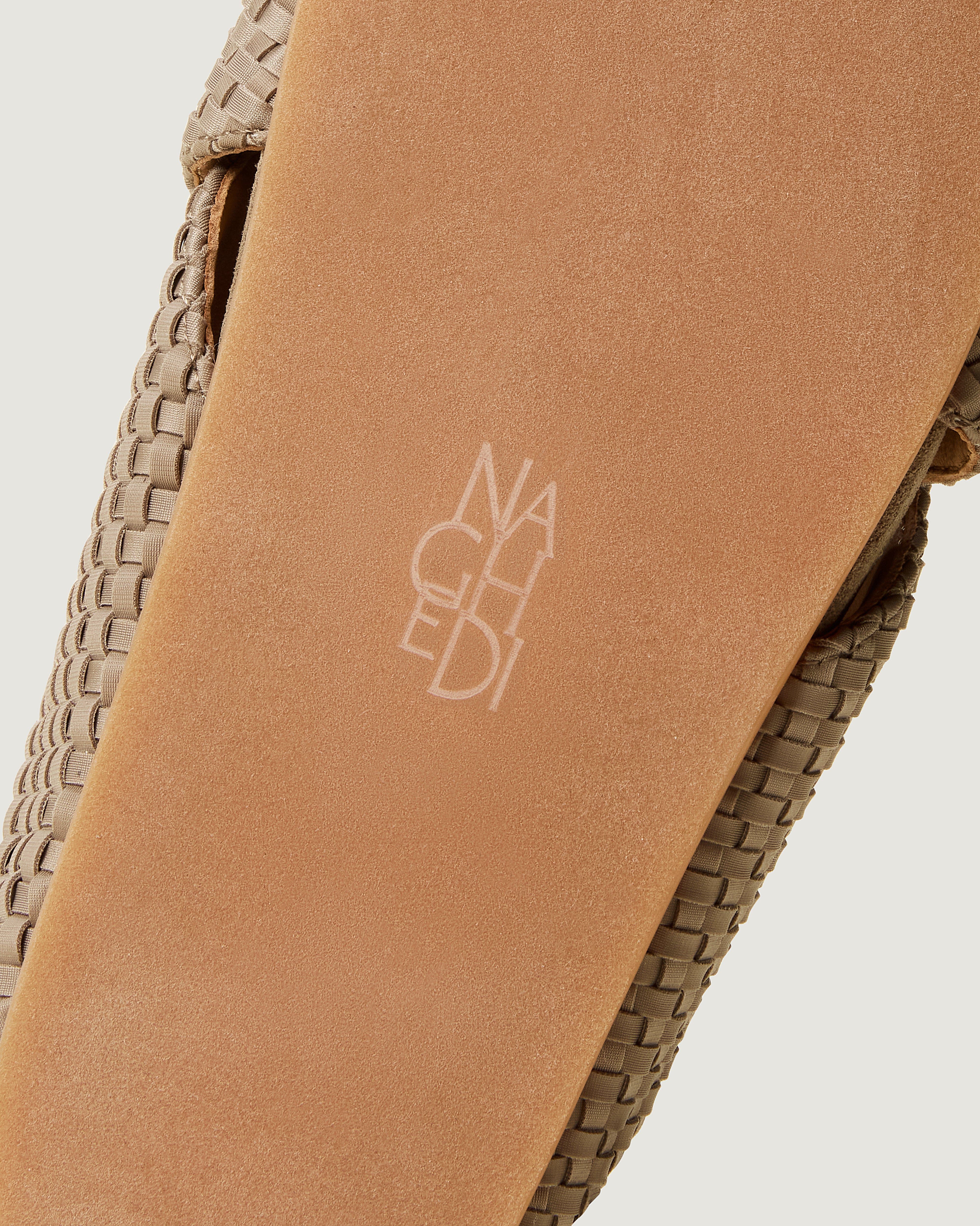 Geneva Slide, Alternate, color, Cashmere