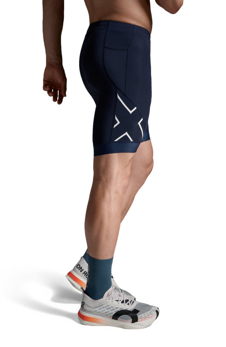 2XU Men's Core Tri 8 Inch Short, Alternate, color, Midnight/White
