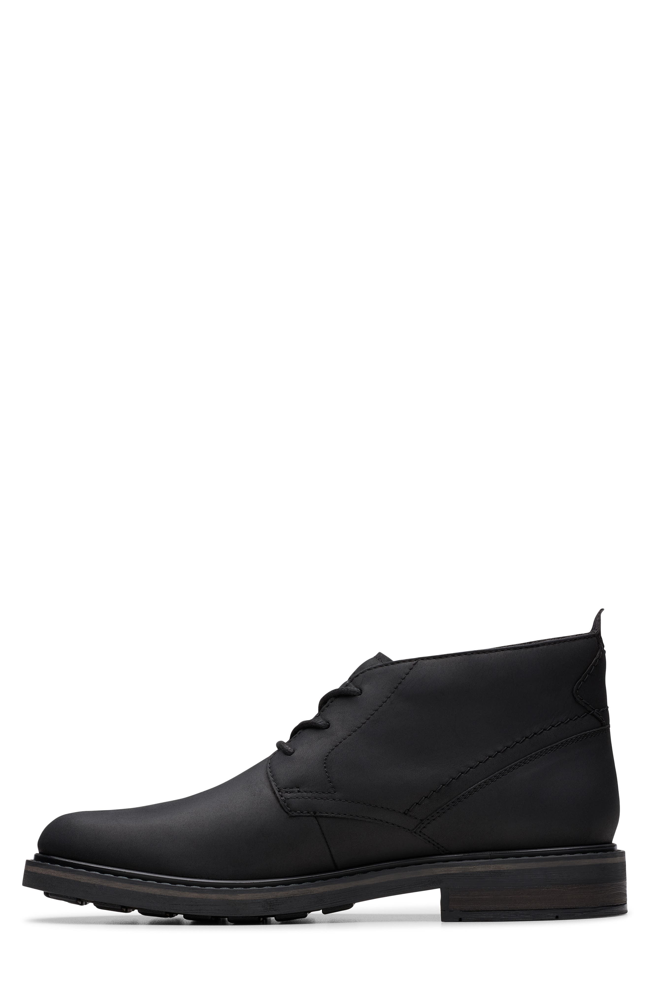 Clarks<sup>®</sup> Newford Chukka Boot, Alternate, color, Black Leat