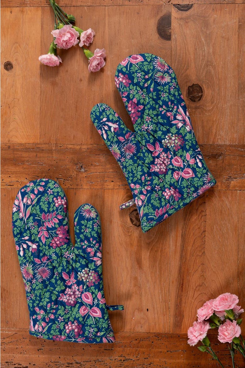 Prairie Essentials Oven Mitt in Green, Set of 2, Alternate, color, Forest