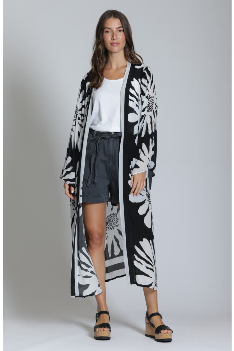 Print Duster, Alternate, color, BLACKWHITE