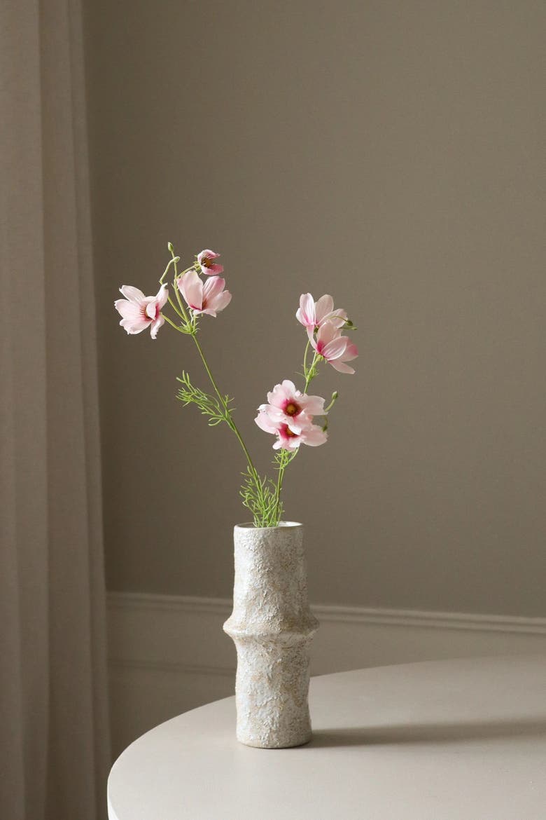 Light Pink Large Cosmo Daisy Flowers, Alternate, color, Light Pink