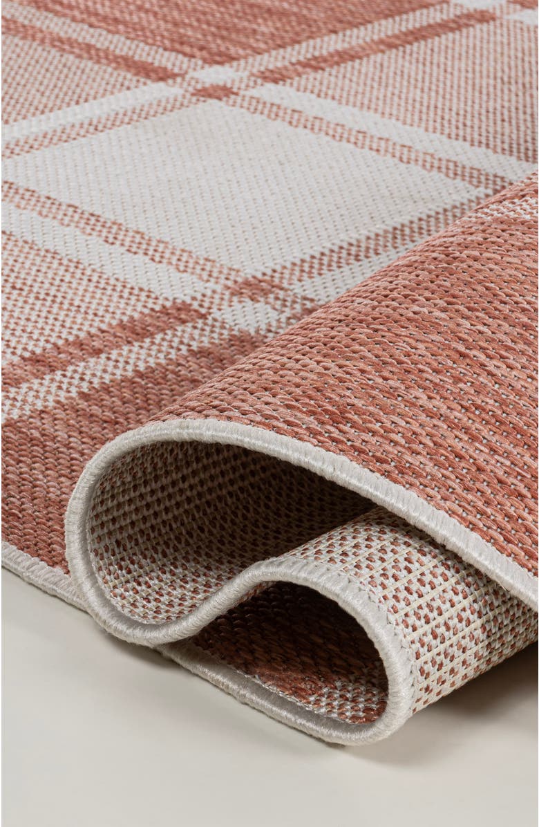 JONATHAN Y Sabine Traditional Farmhouse Bold Gingham Indoor/Outdoor Area Rug, Alternate, color, Salmon/Cream